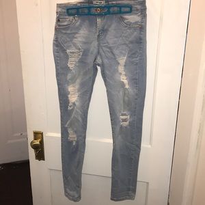Refuge distressed skinny jeans